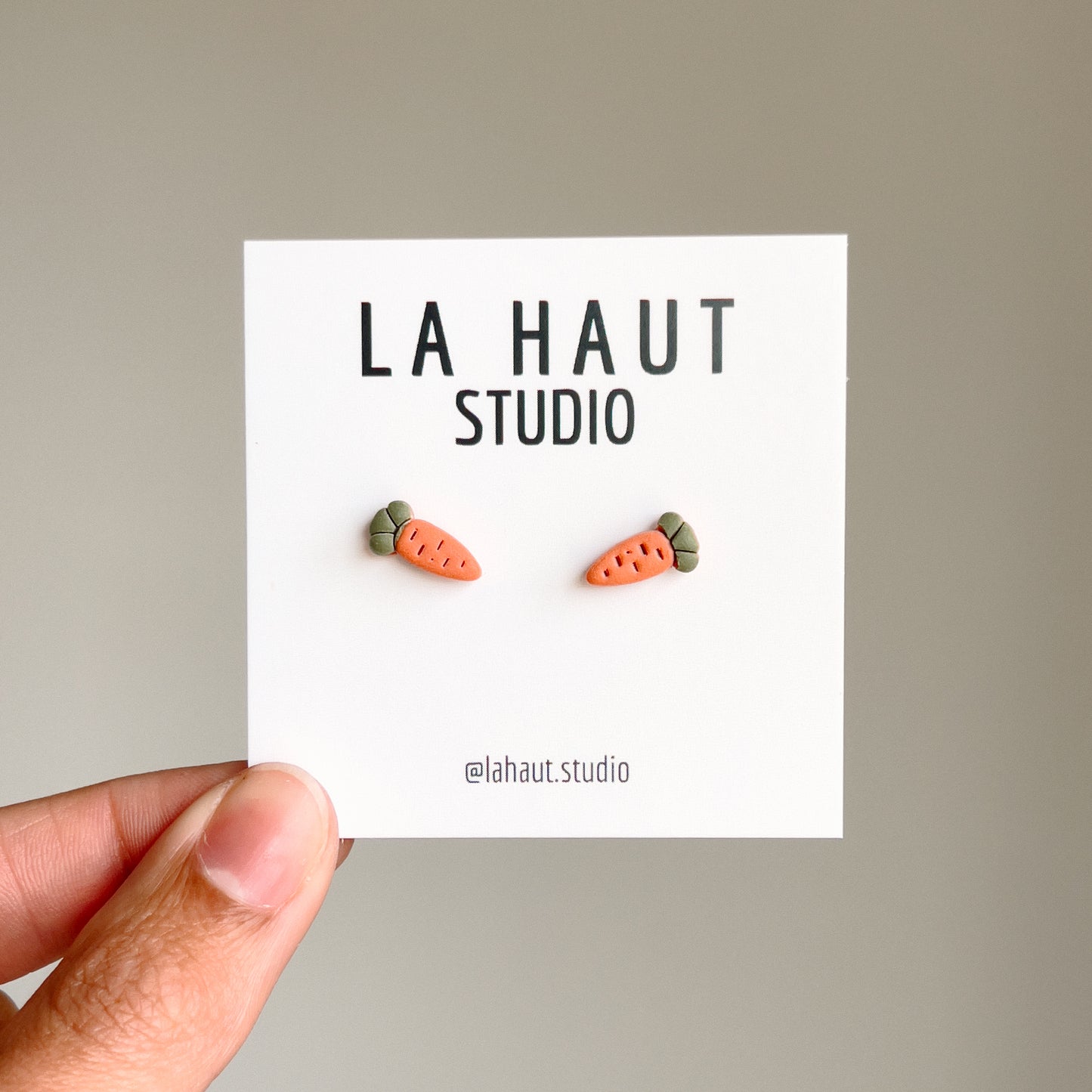 Carrot Studs
